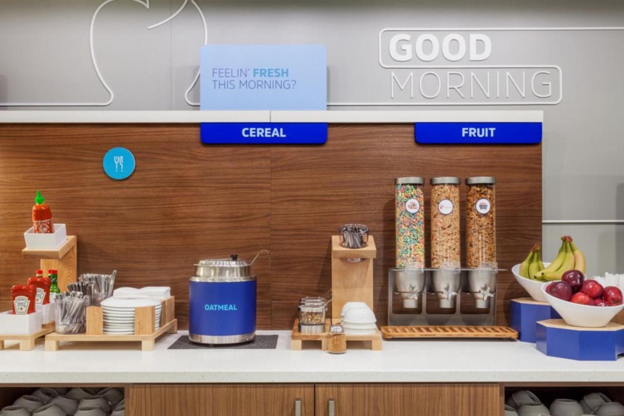 Holiday Inn Express - White Marsh By Ihg المظهر الخارجي الصورة